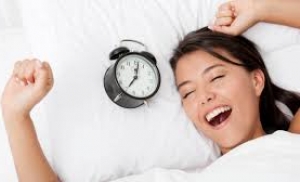 КАК УЛУЧШИТЬ КАЧЕСТВО СНА, НАЛАДИВ ЦИРКАДНЫЙ РИТМ 