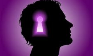 Создайте пространство, очистив кухонный шкаф и Ваш ум!